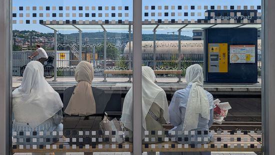 Migránsok honosítási botránya Berlinben. Pár kattintással német állampolgárság szerezhető
