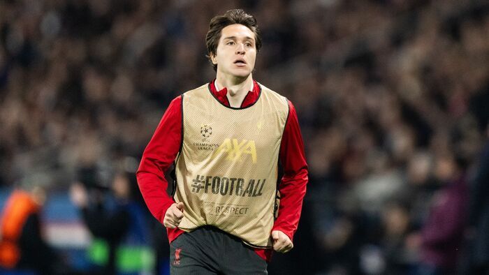 Chiesa nélkül utazott a Liverpool Ázsiába