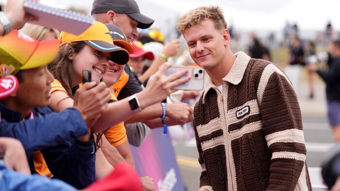 Örömhír a Schumacher-rajongóknak, közeledik az áttörés