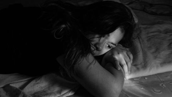 „Azt kívánom, bár sose kezdtem volna el” – Kegyetlenül megbánta döntését a tini, de már késő