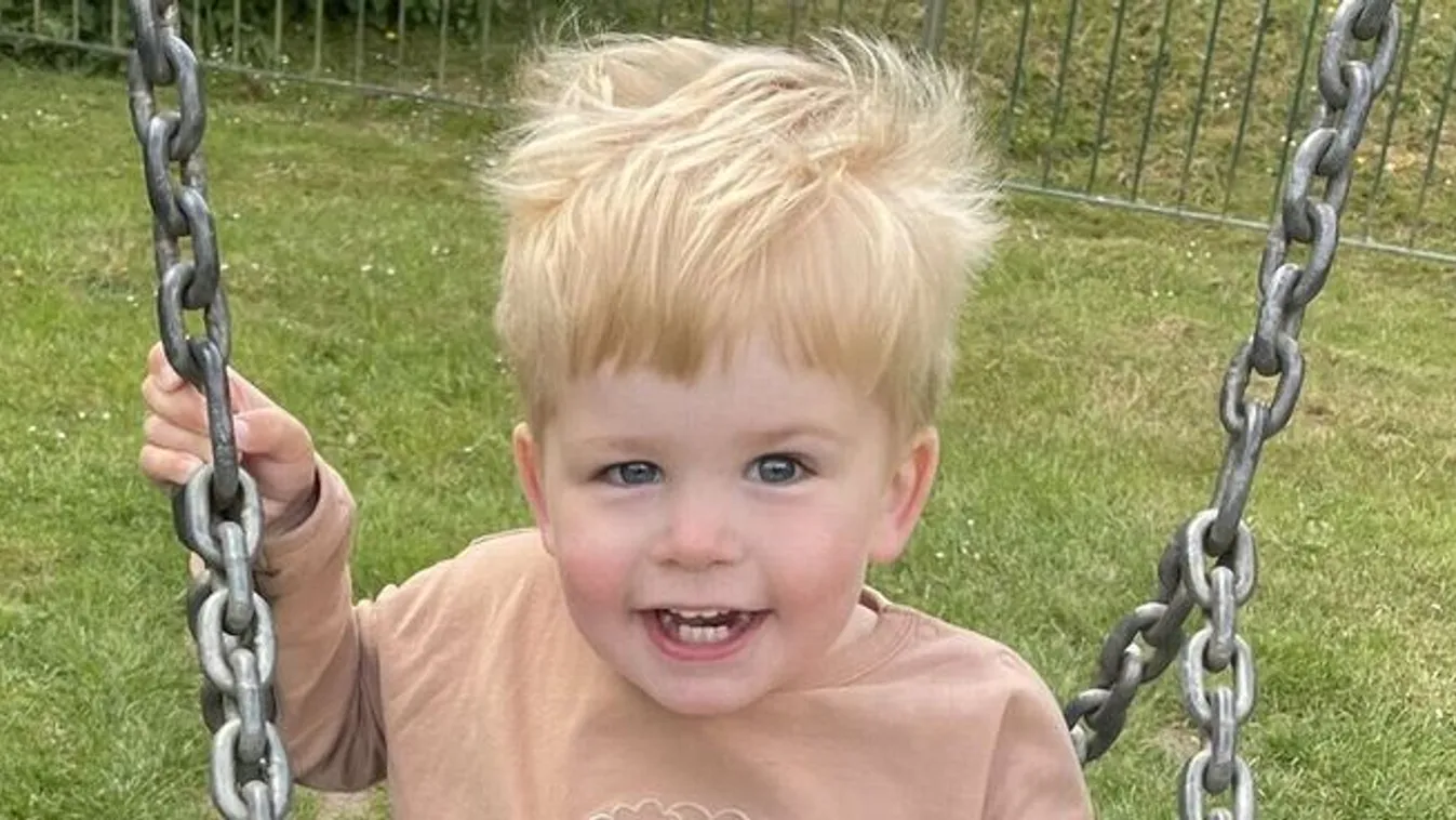 Apró foltot vett észre babáján, megmentette az életét