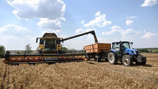 Brüsszel az ukrán oligarchákat támogatja az uniós gazdák helyett