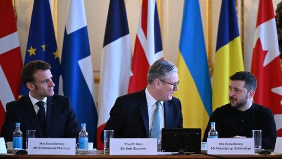 Macron és a britek el akarják rettenteni a világot
