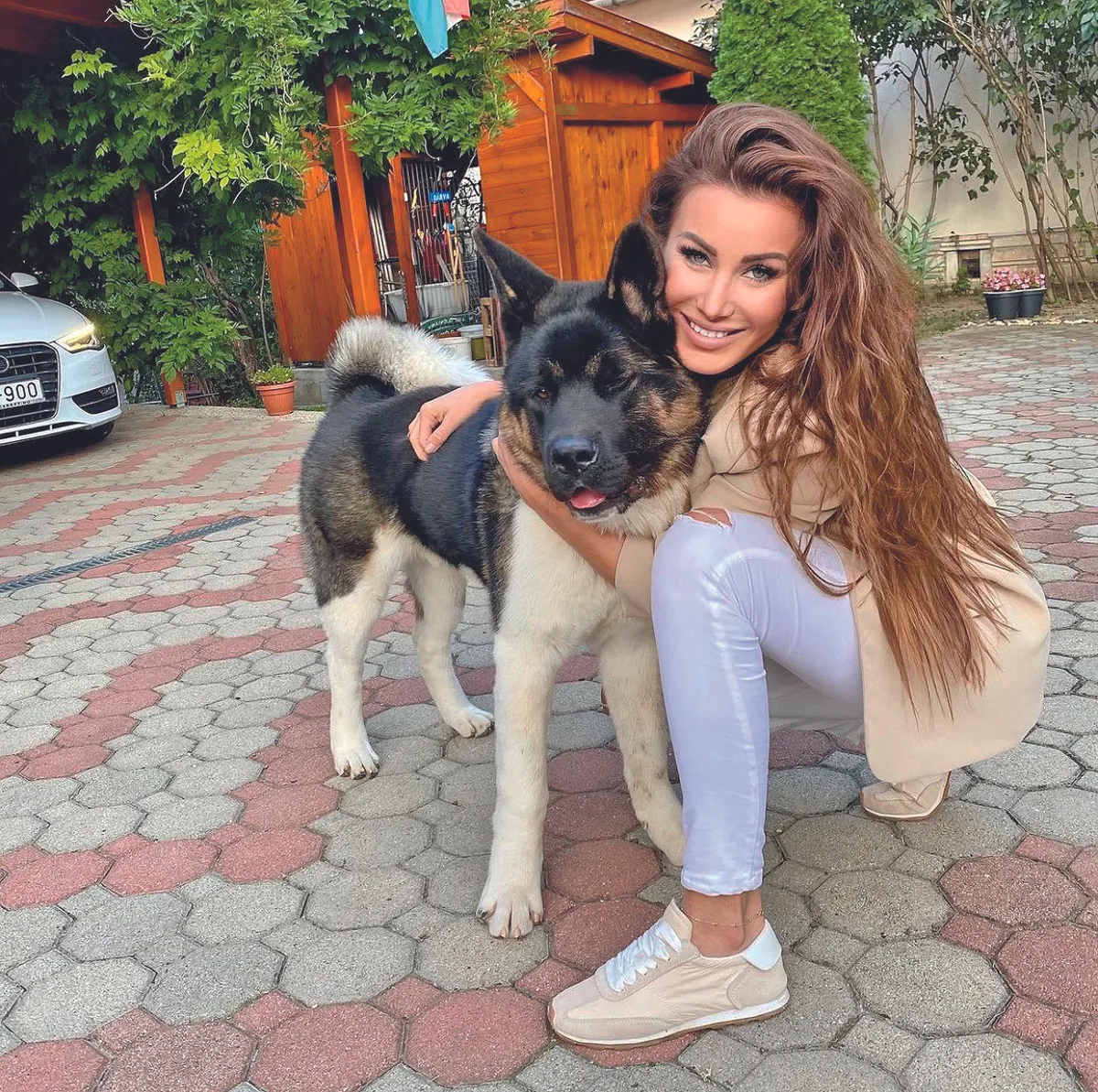 Kedvencek rovatban Kocsis Alexandra és a kutyája, Max - RIPOST
