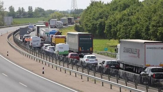 Átok ülhet az M3-as autópályán: minden napra jut egy baleset