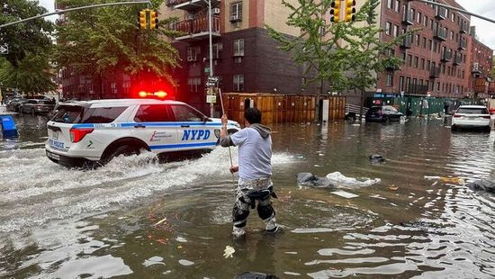 Villámárvizek árasztották el New Yorkot