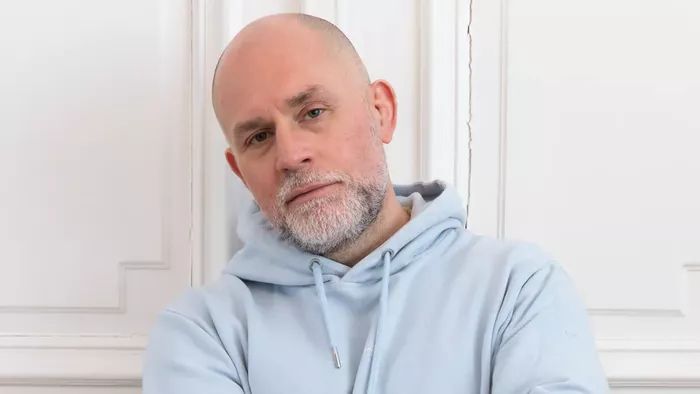 Dopeman:  Azahriah százmilliókon ül és gyűlölködik