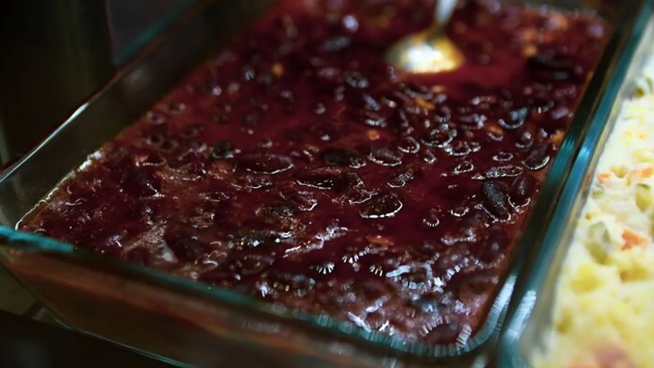 Tedd a sütőbe a szilvát, zseniális ez a trükk