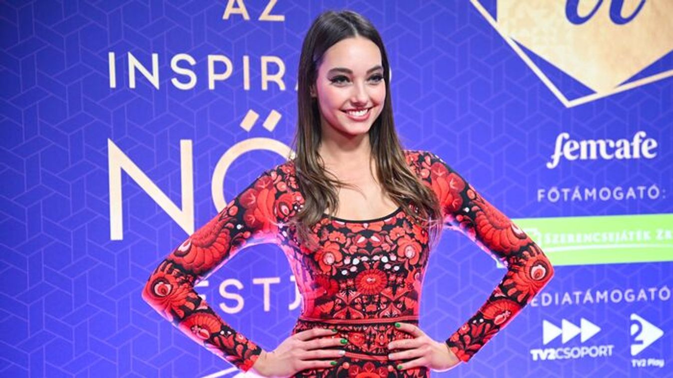 Bedobta magát: bikiniben villantott Hunyadi Donatella - Fotó