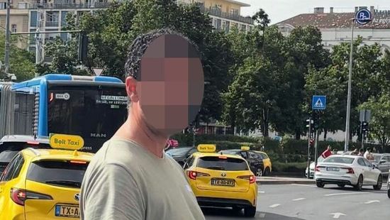 "Utánunk jött és közölte, hogy Iránból érkezett" - egy férfi zaklatja a nőket a Deák téren