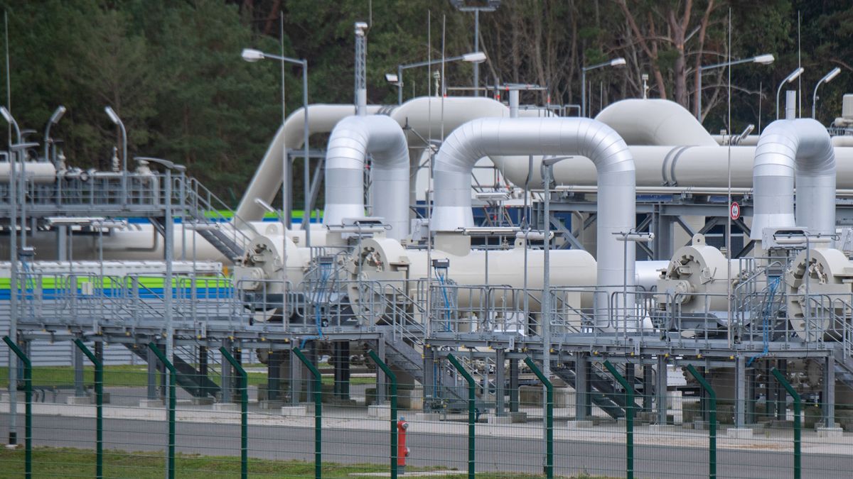 Brüsszel energiaembargója 800 milliárd forinttal növelné a magyar energiaszámlát