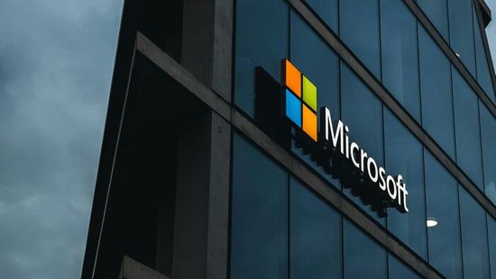 Botrány a Microsoftnál: a vezető felháborító tanácsot adott az AI miatt kirúgott alkalmazottaknak