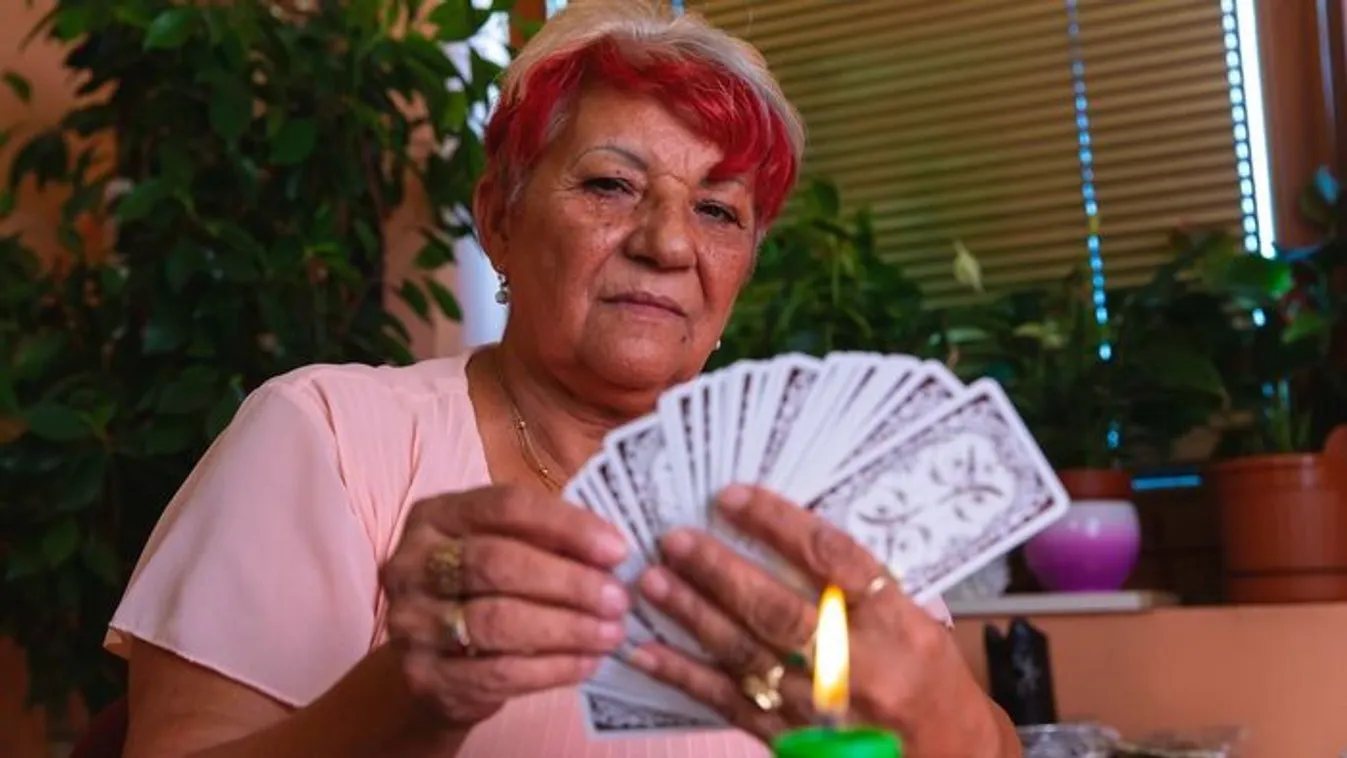 Három fiú maradt félárván; Szegedi Erika jóslattal állt elő