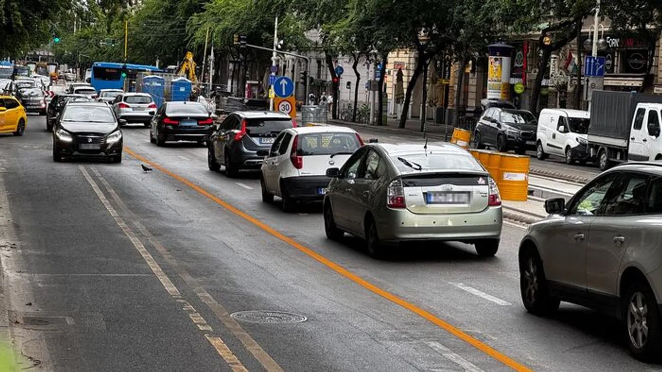 Csúnya baleset miatt áll a forgalom a Kerepesi úton