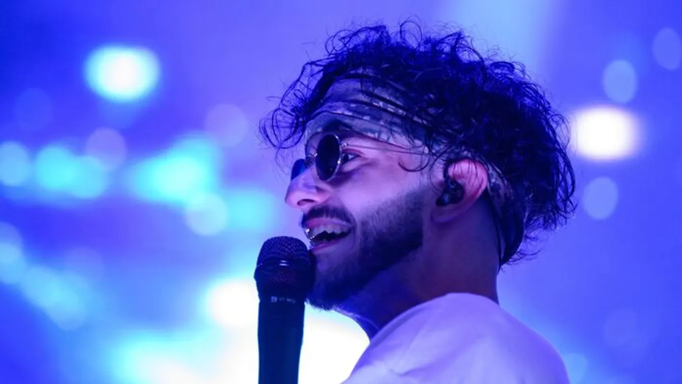 Azahriah szidja a TV2-t, ahol a barátnője milliókat keres