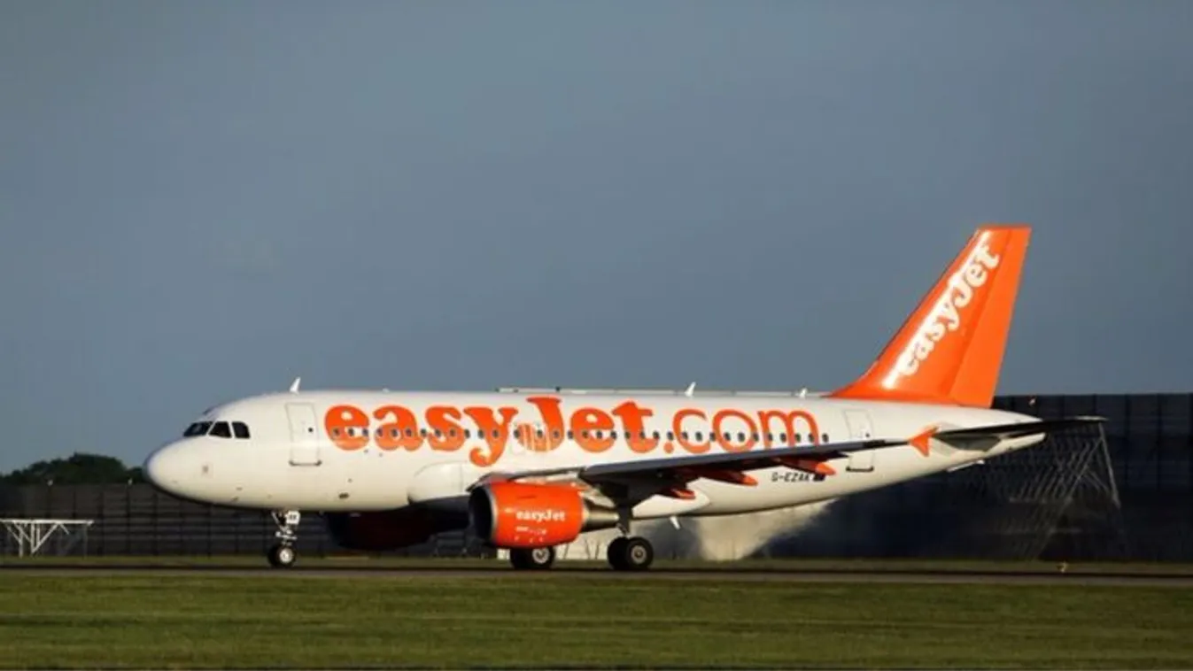 "Allahu akbar" - robbantással fenyegetőztek az utasszállítón