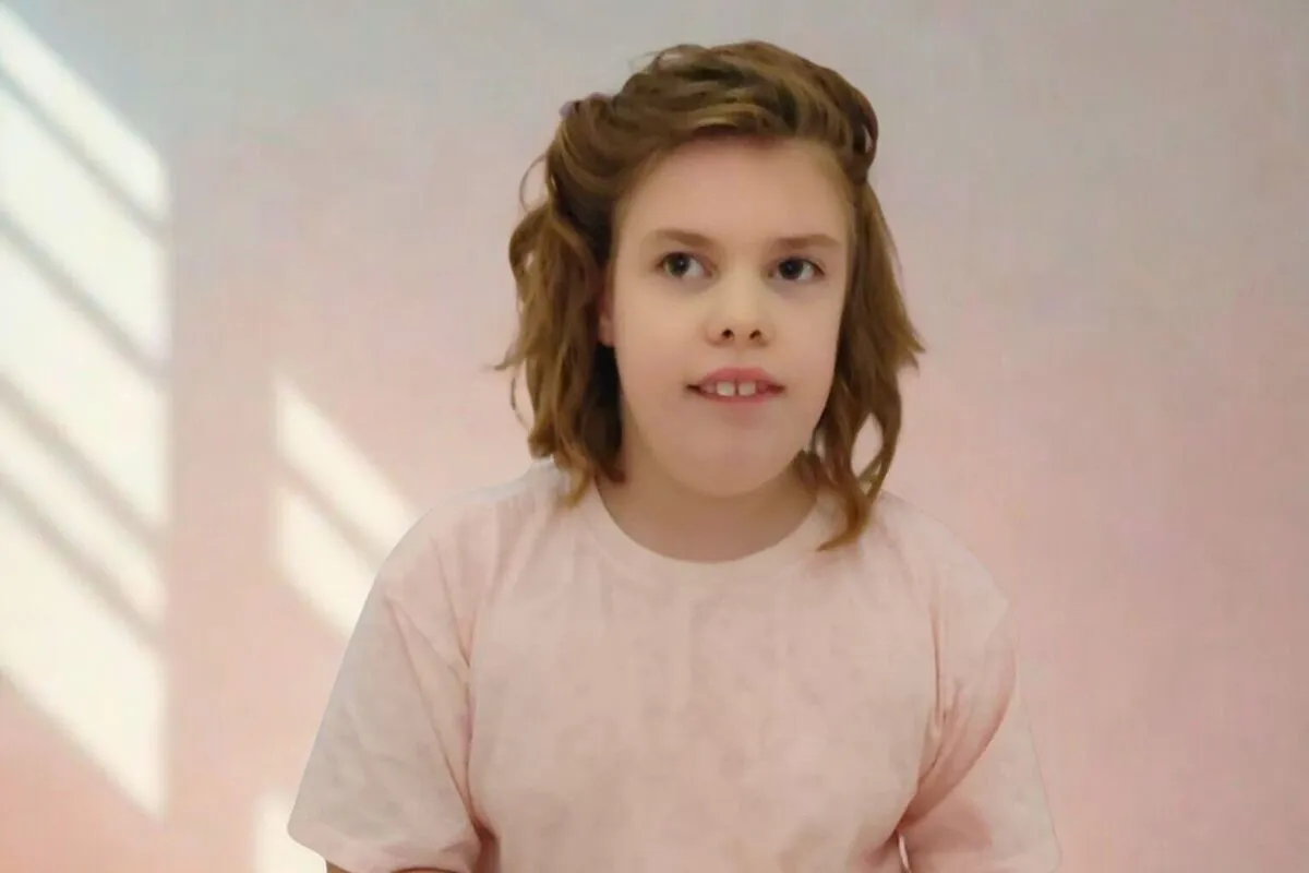 agyi bénulással küzd a 9 éves Hanna