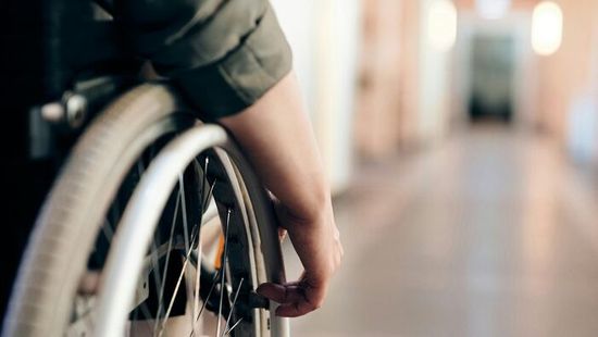 Szörnyű brutalitás: agyonvertek egy tolószékes férfit