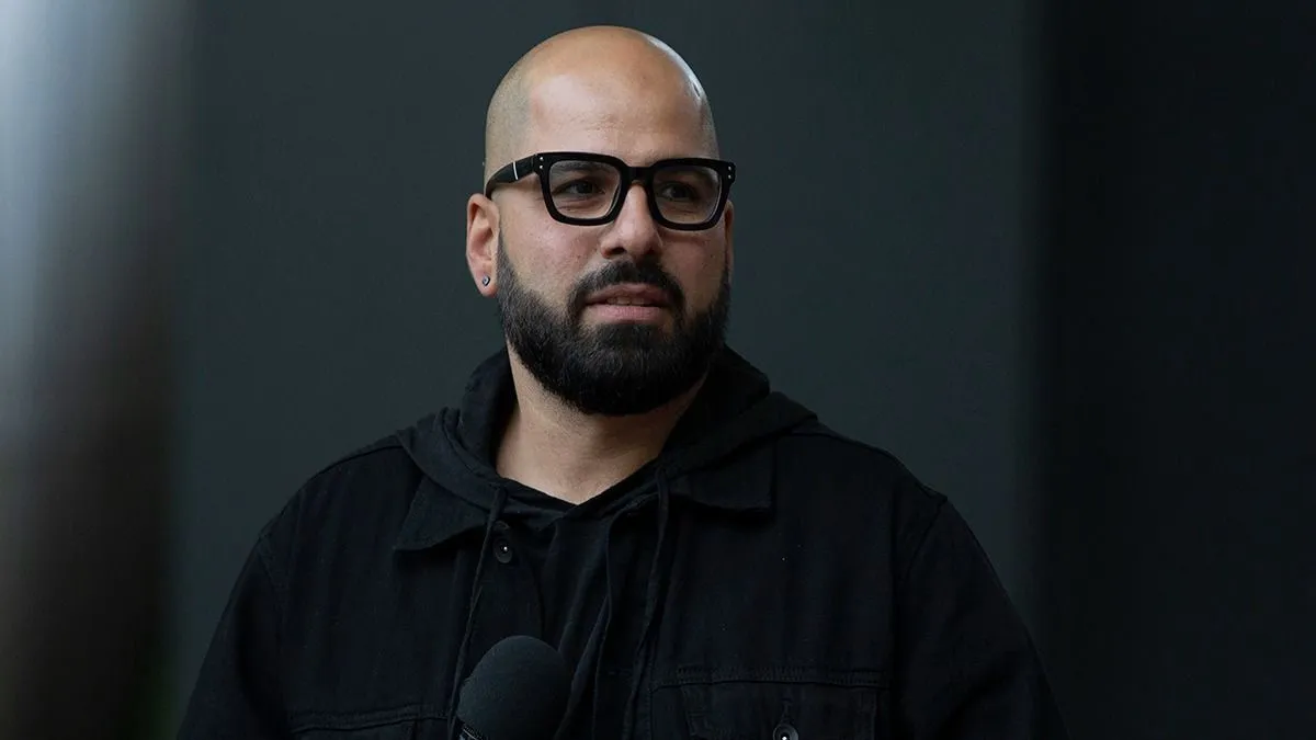 Lotfi Begi egy éve nem iszik alkoholt.