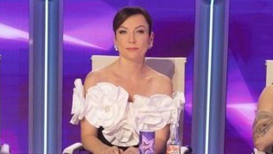 Habos-babos ruhában Rúzsa Magdi tündéri kislánya - Fotó