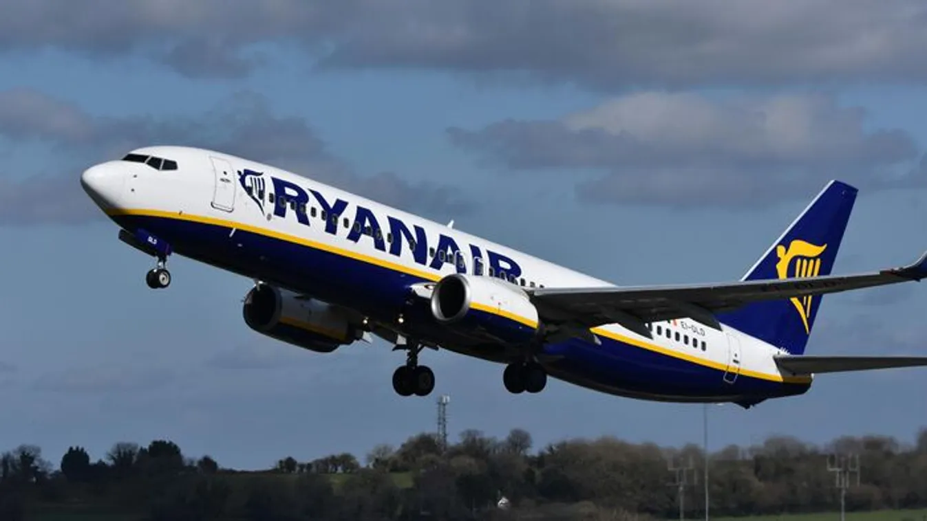 Tűzriadó a Ryanair gépen: többen megsérültek