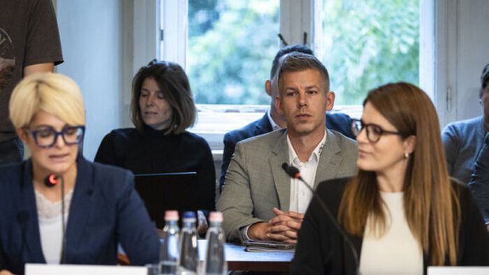 Lelépett a Tisza párt fővárosi főnöke, Nem bírta elviselni Magyar Péter agresszív stílusát.