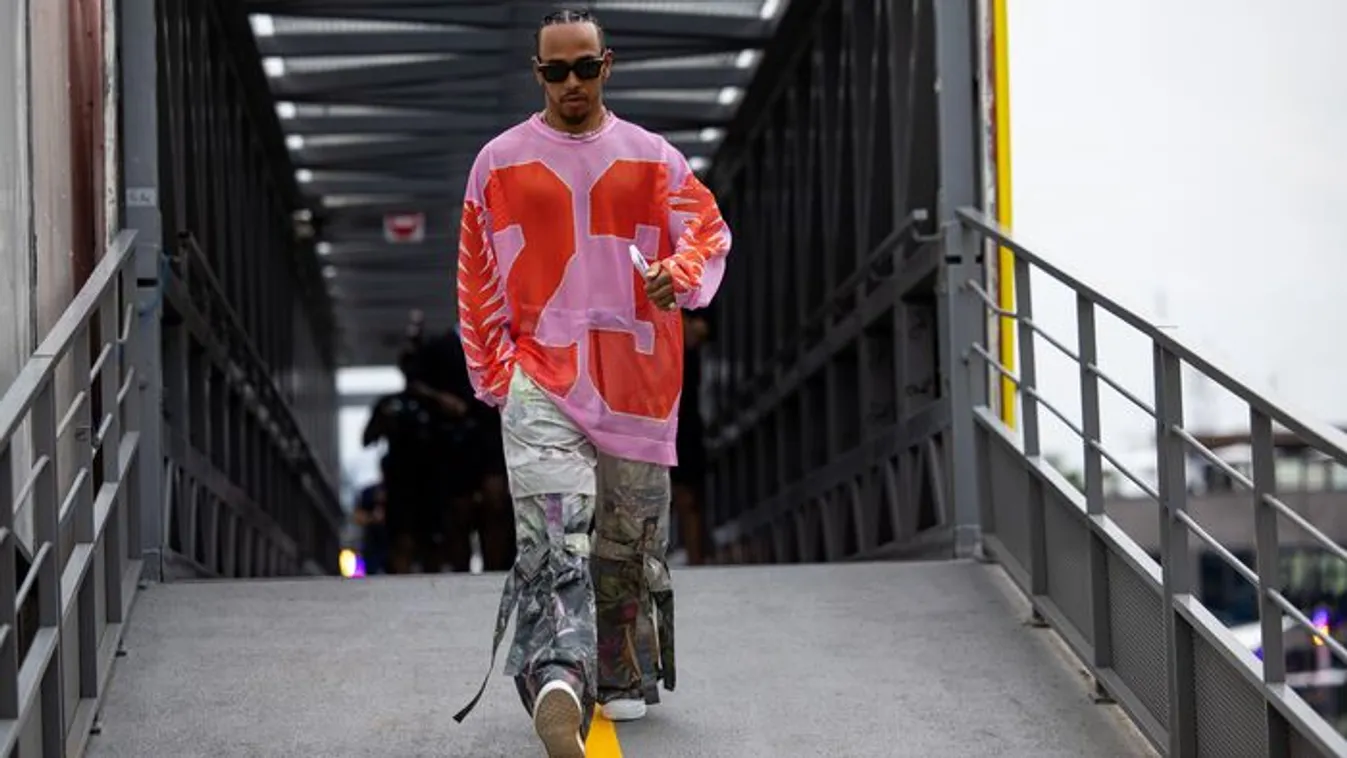 Lewis Hamilton a bemutatta új kollekcióját