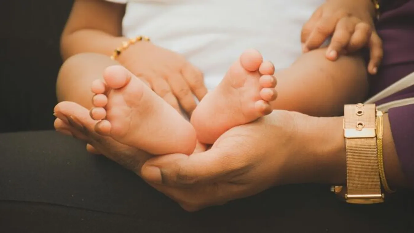 Ha gyereket találsz a forró autóban, ezt kell tenned