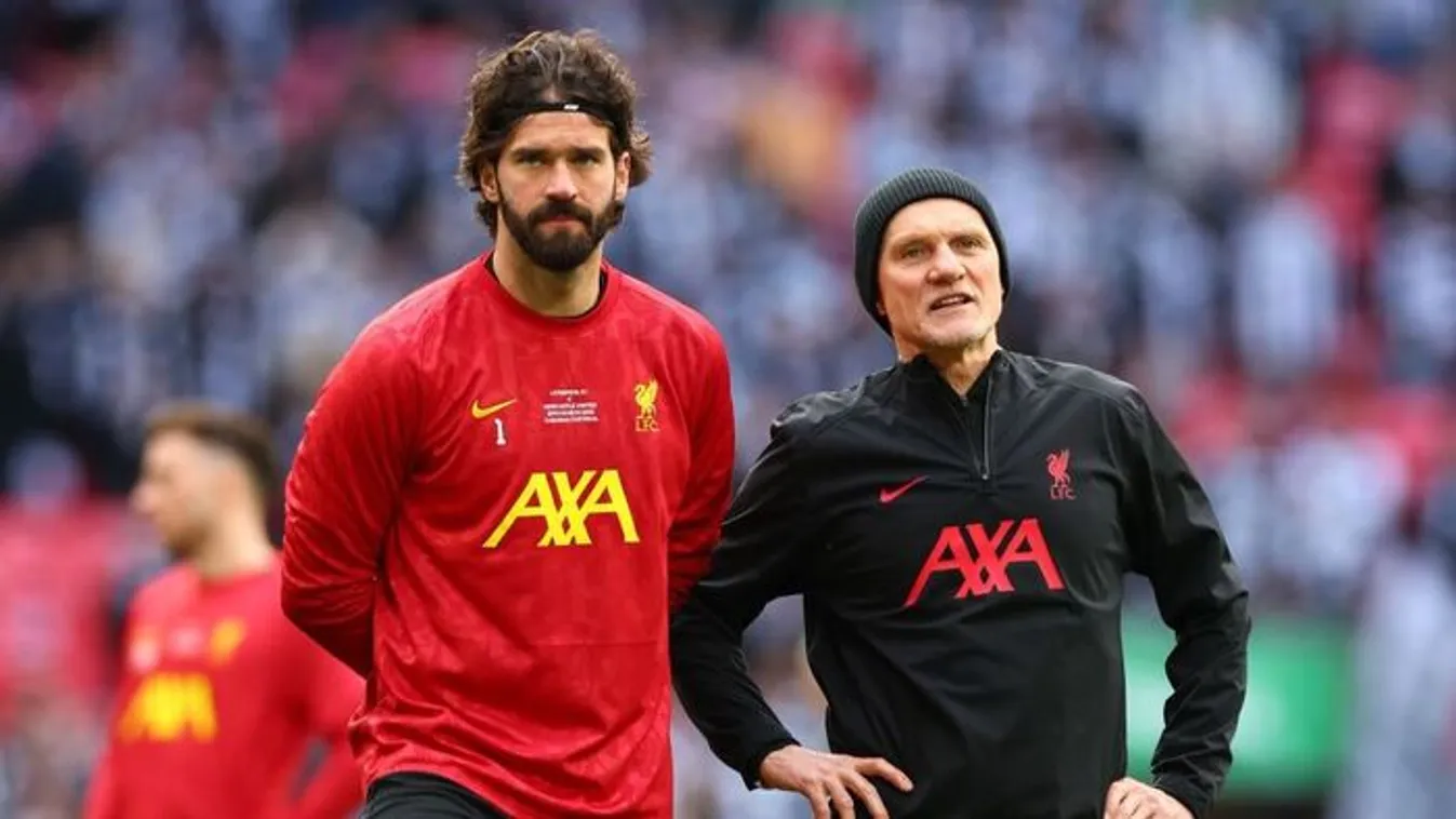 Otthagyja a világbajnok sztár a Liverpoolt