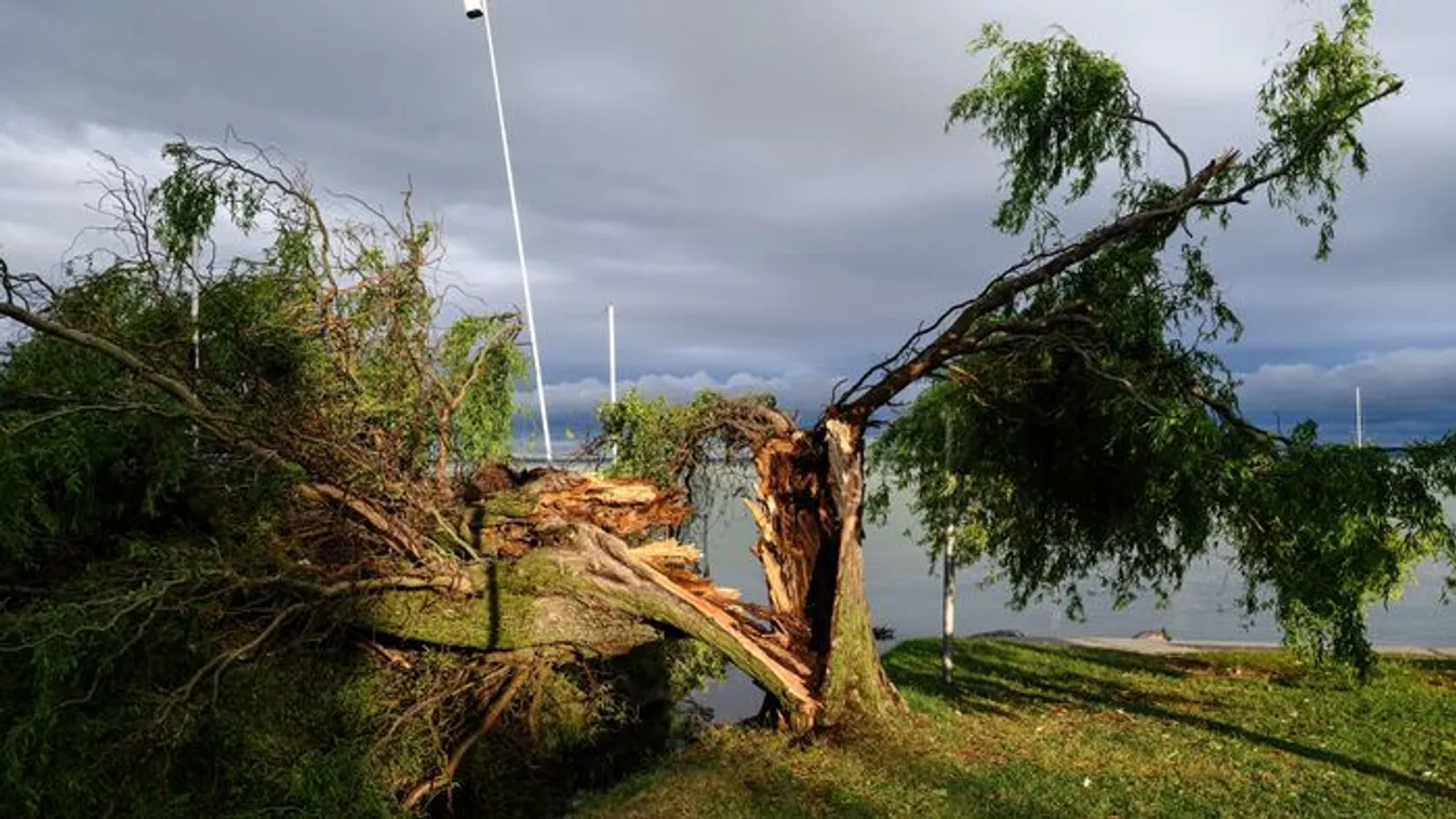 Házakat rongált meg a brutális vihar a keleti országrészben