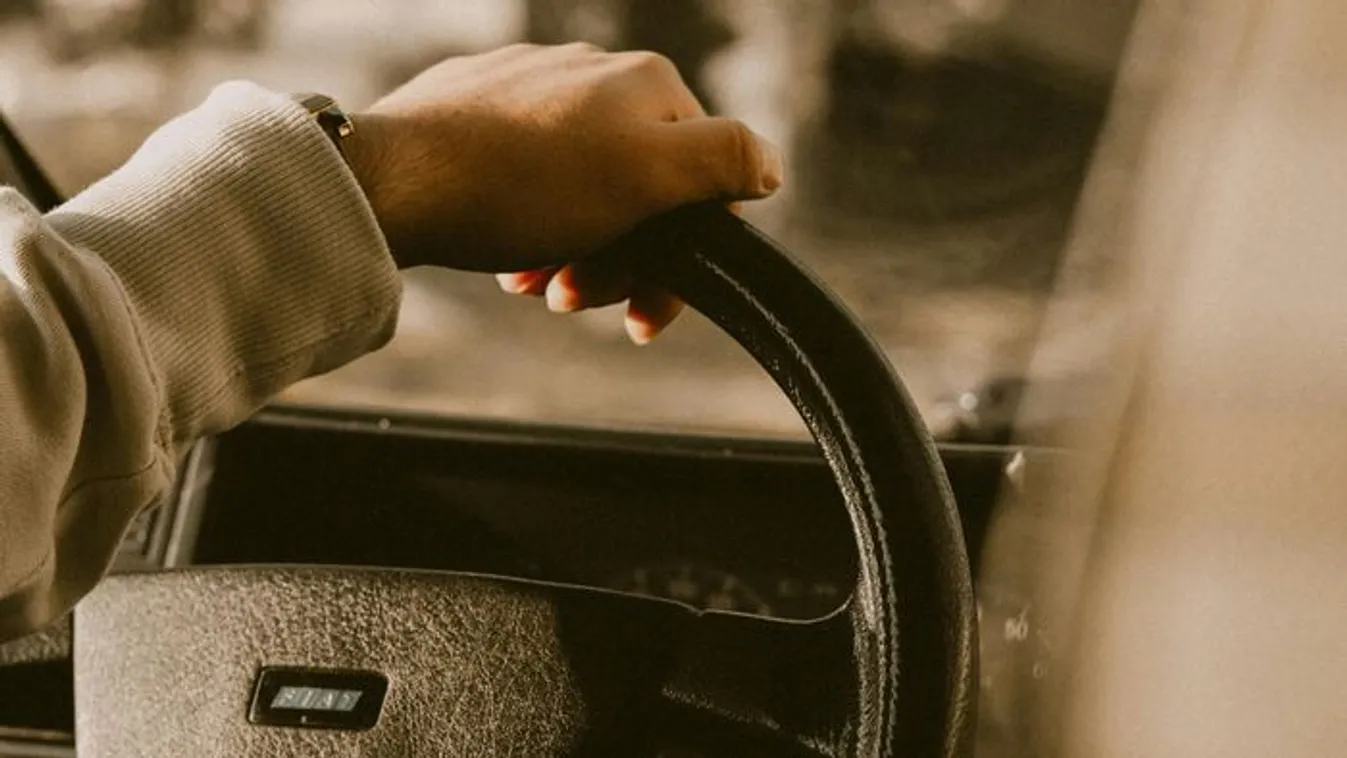 Ahogy vezetsz, úgy szeretsz!