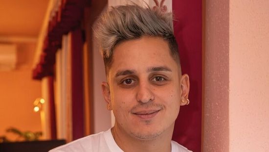 Aurelio családja nélkül utazott el, de nem egyedül tért haza