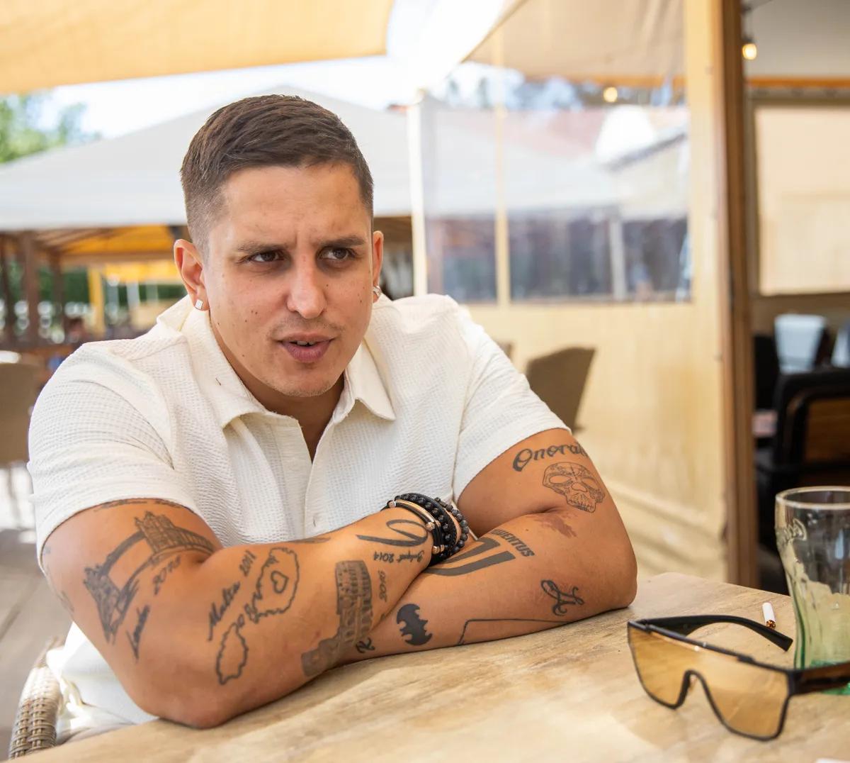 Aurelio A Farm VIP műsorában is szerencsét próbált.