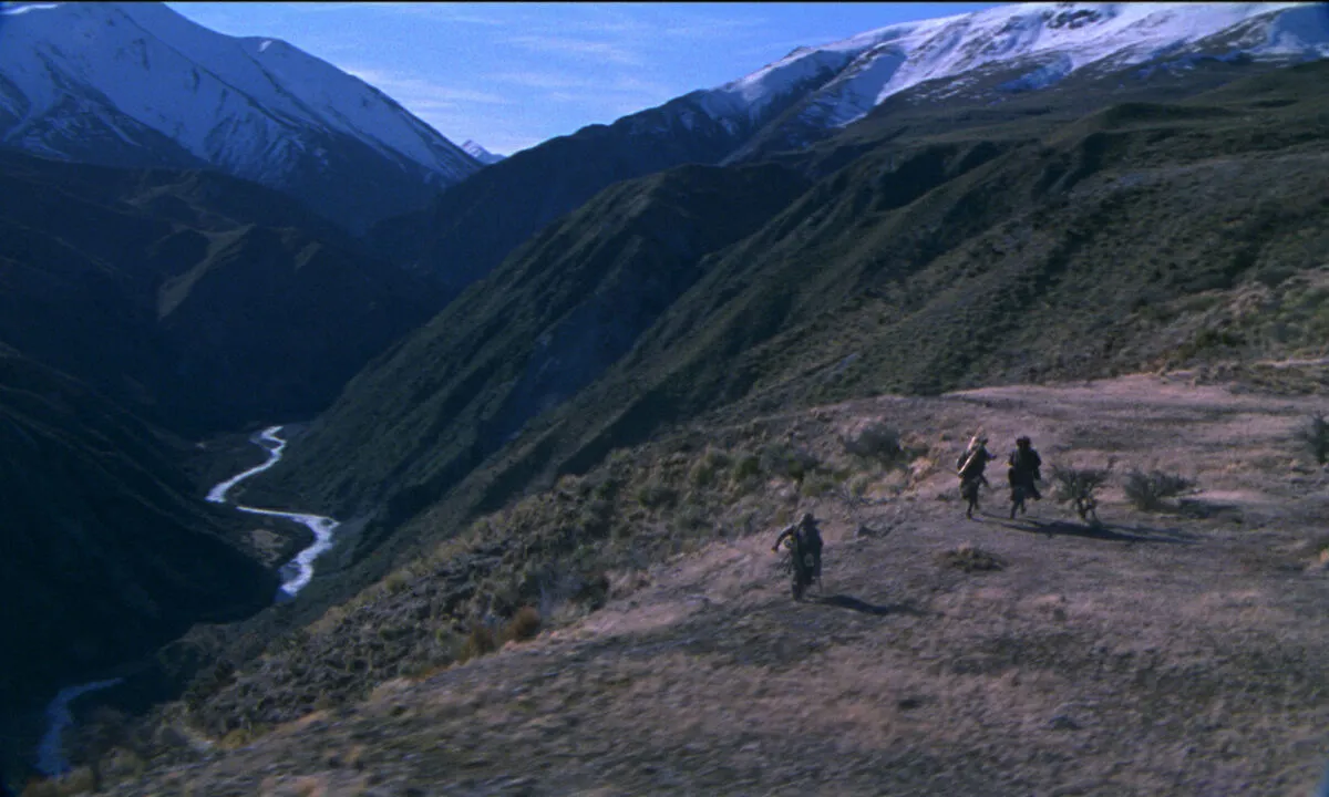 Új-Zéland vadregényes tája megszólalásig hasonlít A Gyűrűk Ura könyvekben leírt Középföldére (Fotó: Entertainment Pictures)