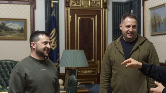 Zelenszkij szappanopera-producere irányítja az ukrán politikát