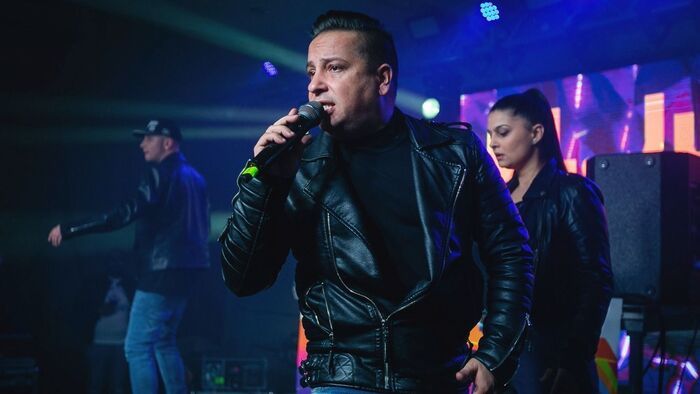 Titokzatos szépség rabolta el L.L. Junior szívét?