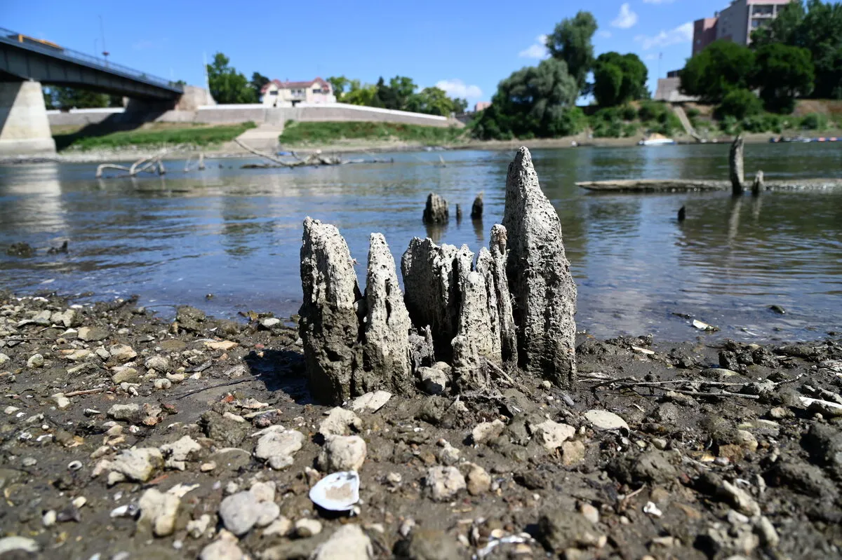 Rekord alacsony vízszintet mértek Szolnokon. 