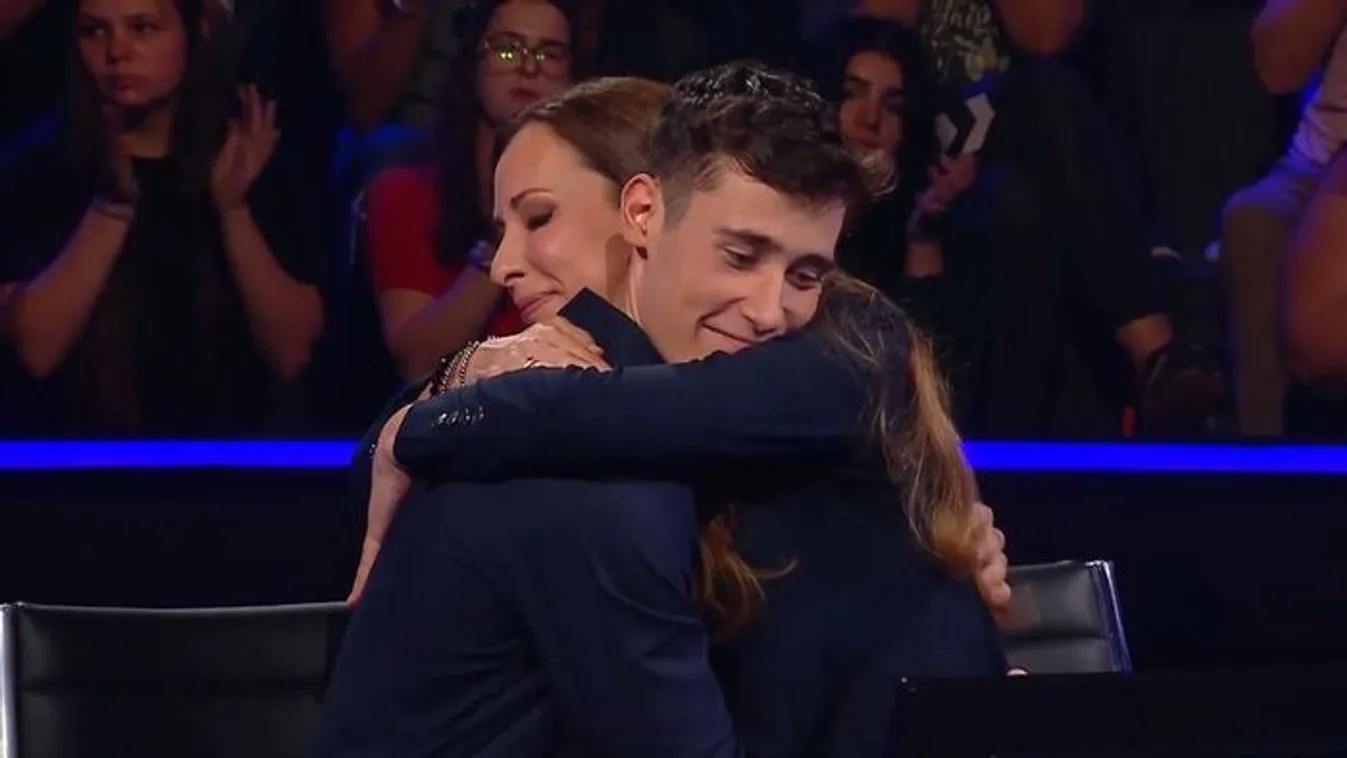 Demcsák Zsuzsa és fia 5 milliót kaszáltak