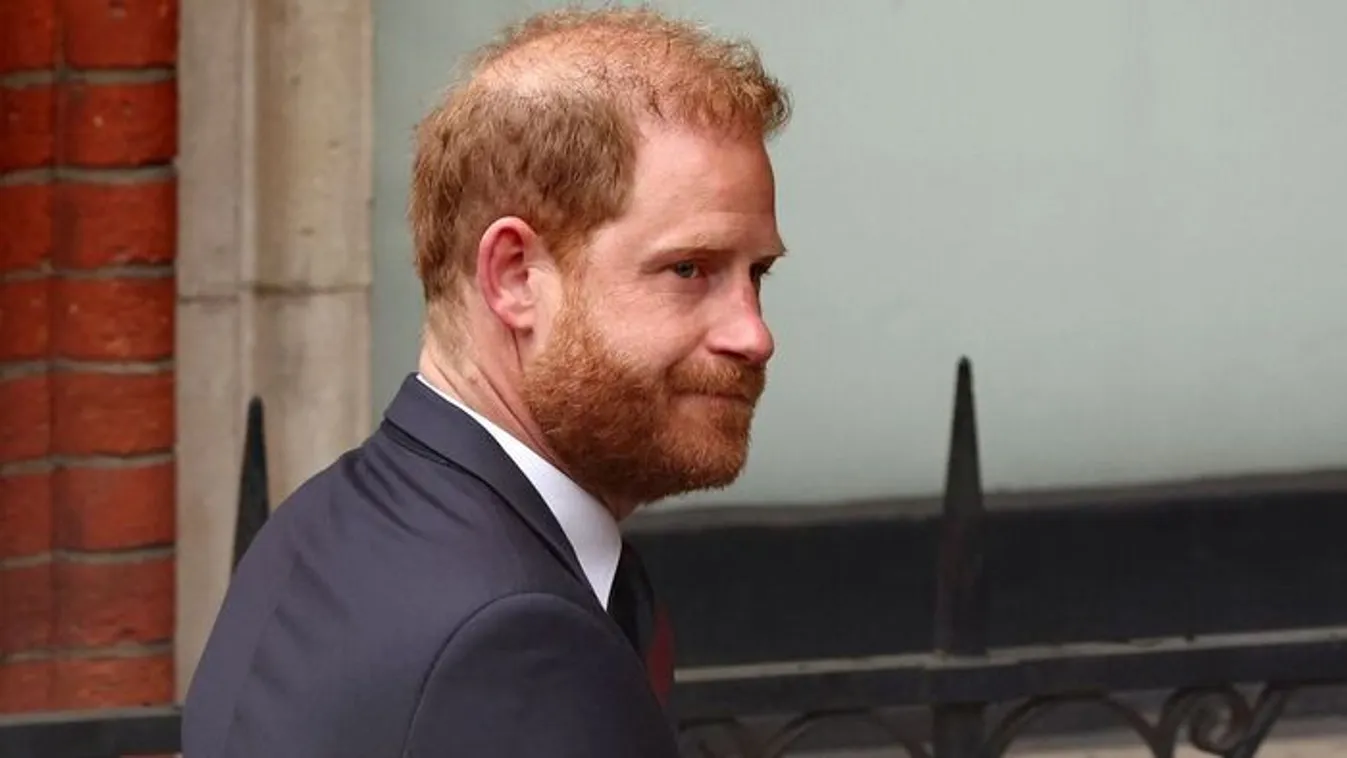 Harry herceg luxuséletén gúnyolódnak!