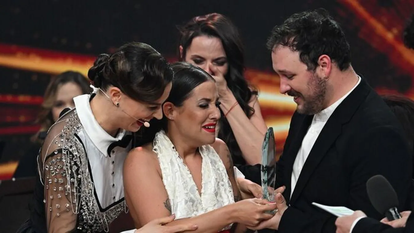 A Parlamentben íródott a Gypo Circus dala