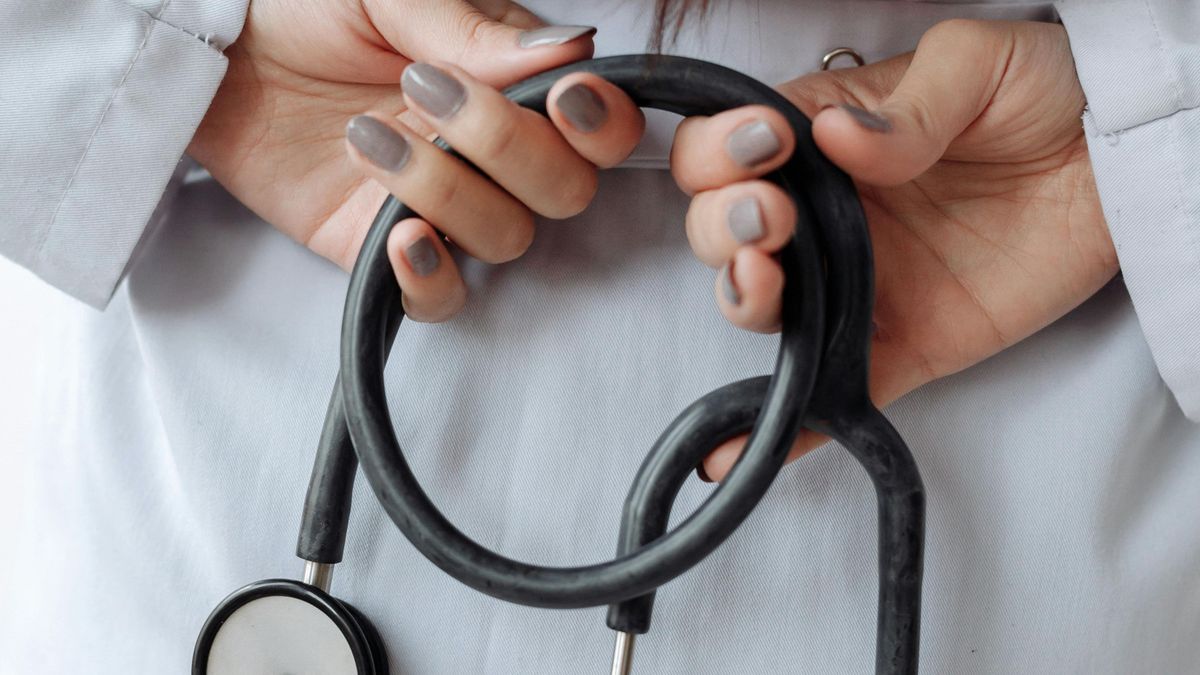 Csilipaprikás kesztyűvel vizsgálta a rabokat a tiszalöki börtönben egy doktornő