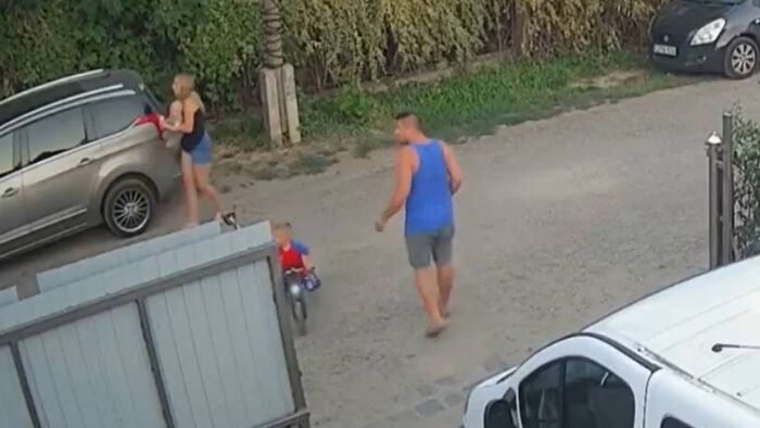 A gyerekek félnek az utcára lépni: majdnem elgázolták őket