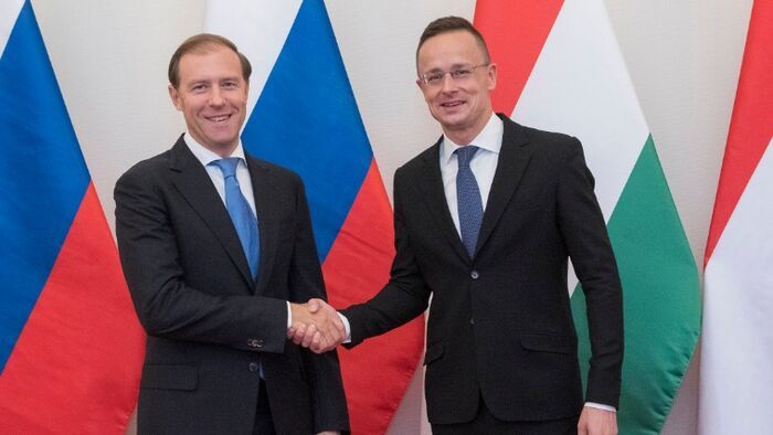 Az EU háborúpárti erői aláaknáznák a békéhez vezető utat