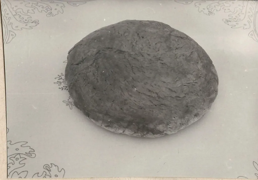 Kenyér Szerző: Janó Ákos - Thorma János Múzeum - Kiskunhalas, Hungary - CC BY-NC-ND.