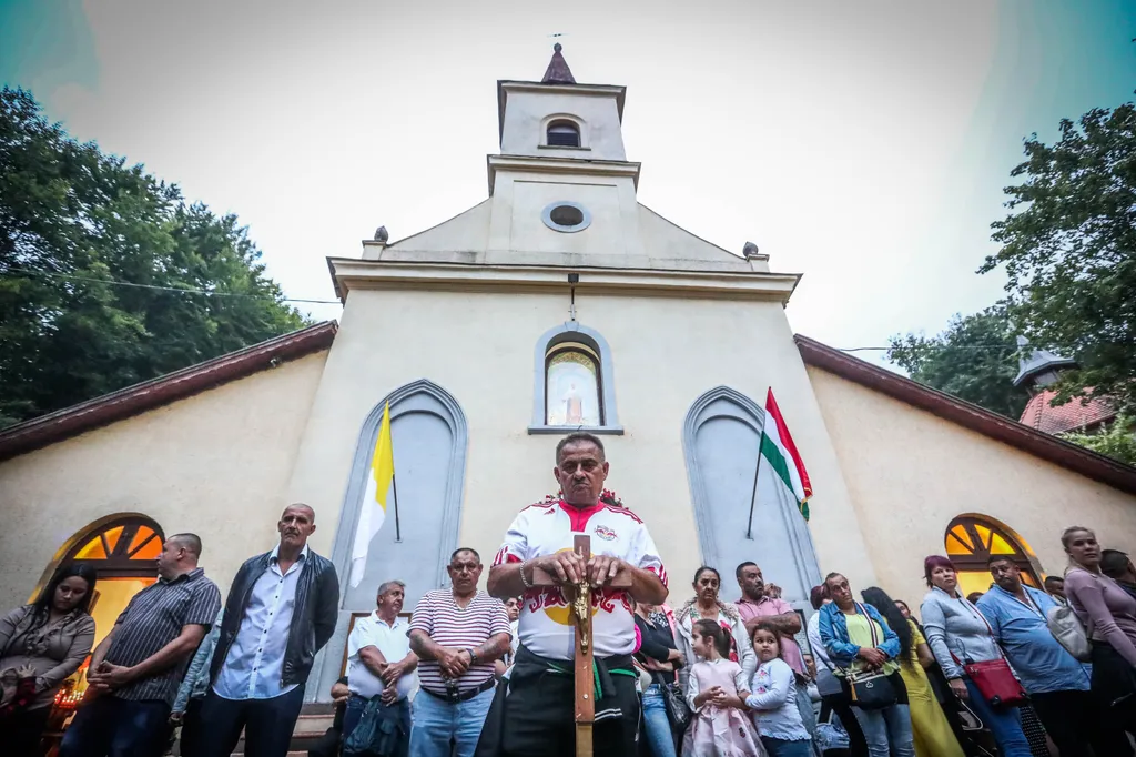 csatkai cigánybúcsú