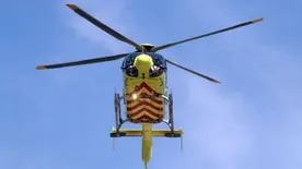 Brutális baleset Devecsernél, két mentőhelikopter is a helyszínen