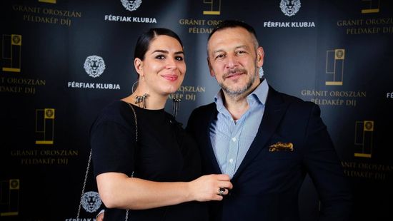 Házassági évfordulóját ünnepli a magyar álompár, több mint egy évtizede tart töretlenül a szerelmük