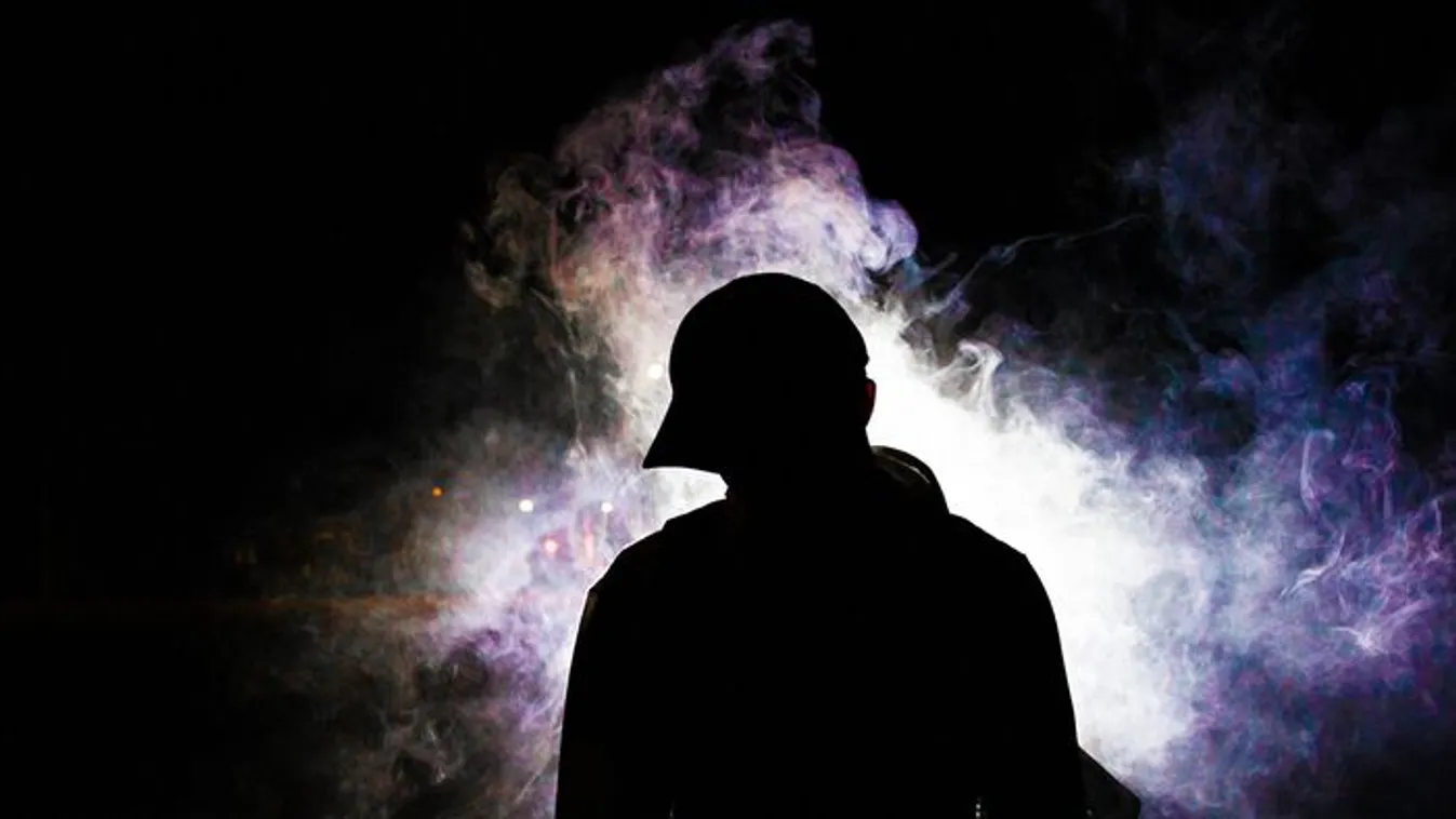 Beköszönt a sötétség órája: ekkor tör ki pánik a Földön