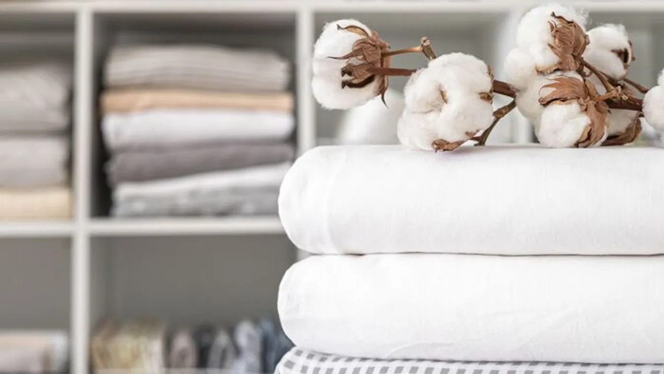 Hajtogasd össze a gumis lepedőt és rend lesz a szekrényeben