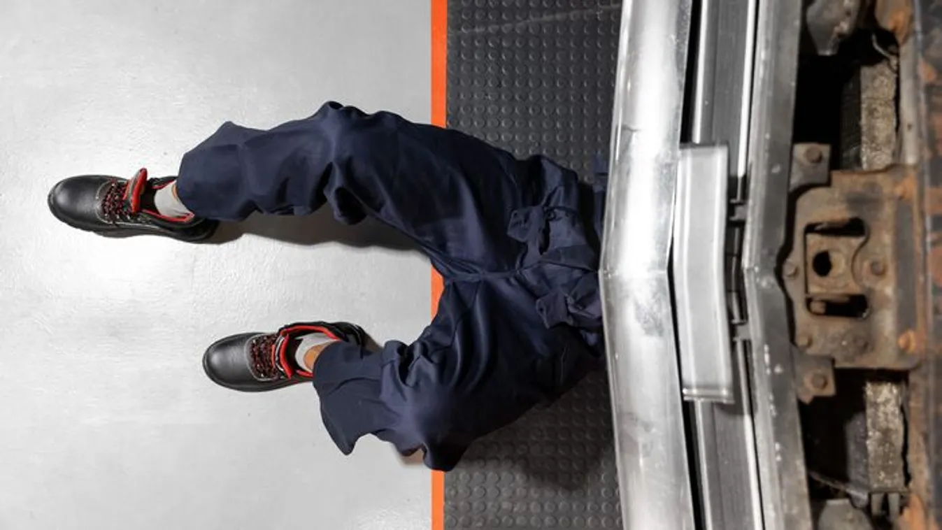 Saját autója végzett a férfival, már nem tudták megmenteni